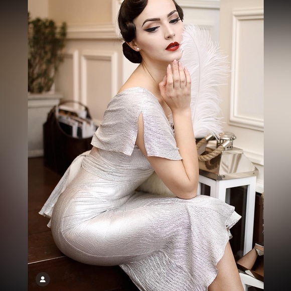 Stop staring silver screen wiggle dress (size S) - Picture 2 of 6